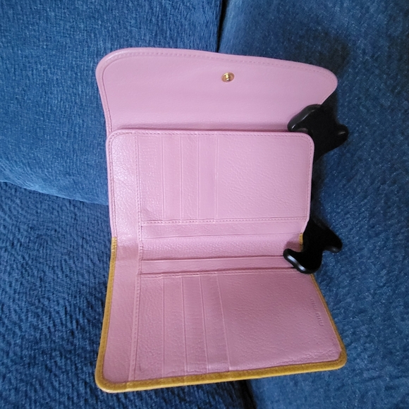 Miu Miu Two-tone Madras Bow Wallet - Picture 6 of 12